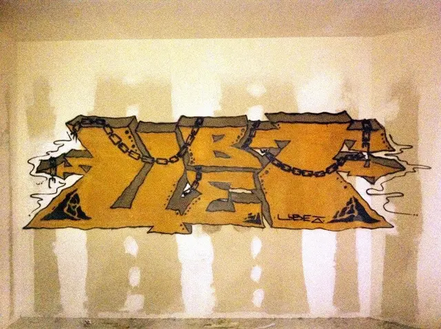 Миша Цвет, стены, 2008-2015