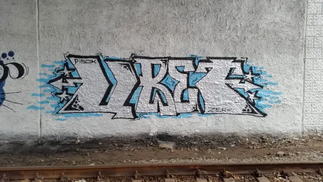 Миша Цвет, стены, 2008-2015